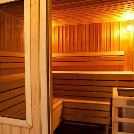 Duplex 6 Pers. Dans Résidence Avec Piscine Et Sauna à - Fr-1-165b-8